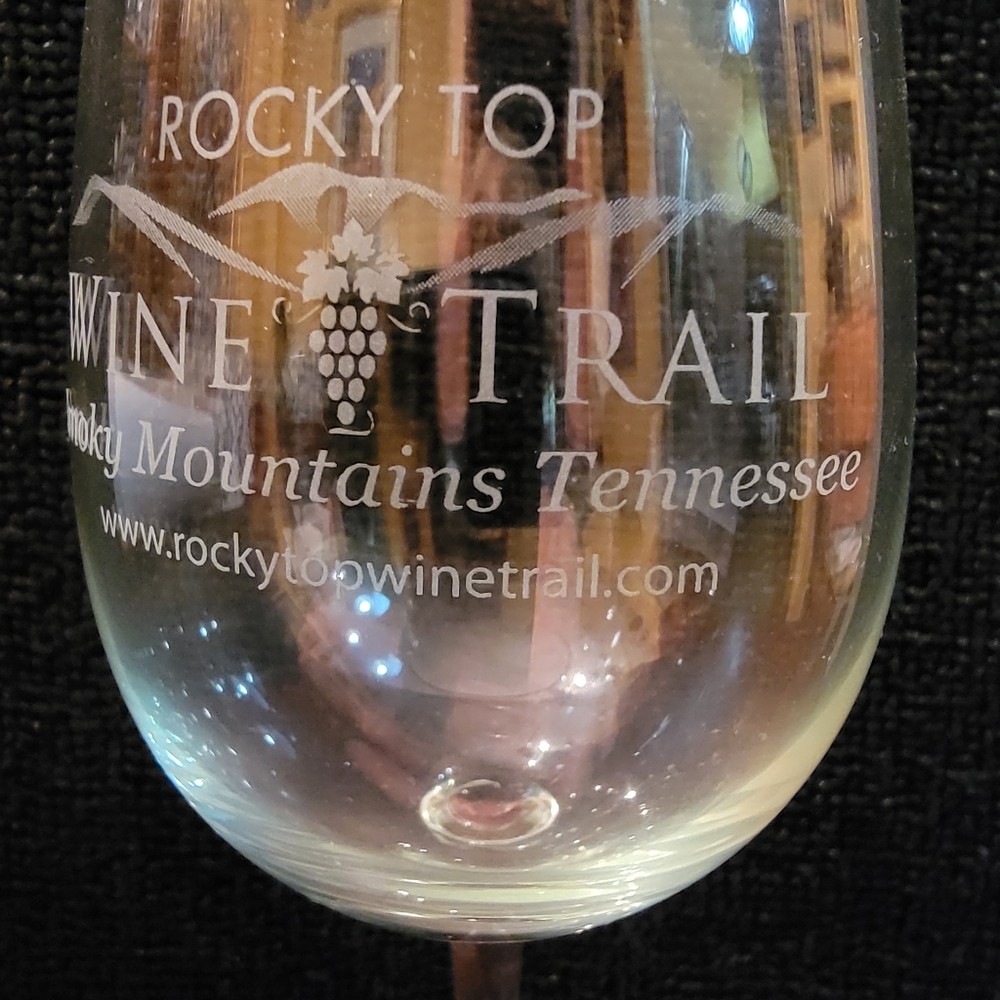 Vintage Smokey Mountains, TN, Rocky Top Wine Trail souvenir glass